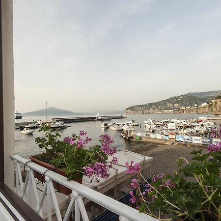 Surriento Suites Sorrento Exterior photo