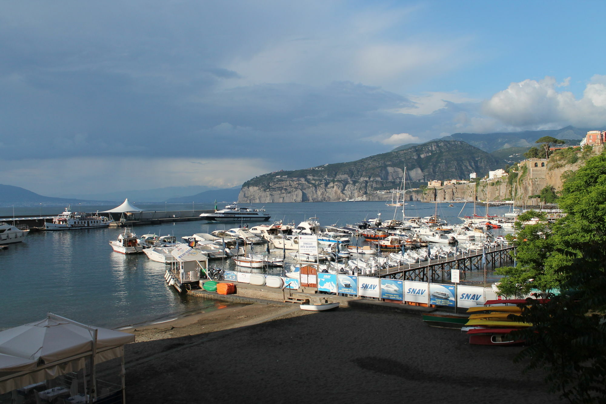 Surriento Suites Sorrento Exterior photo