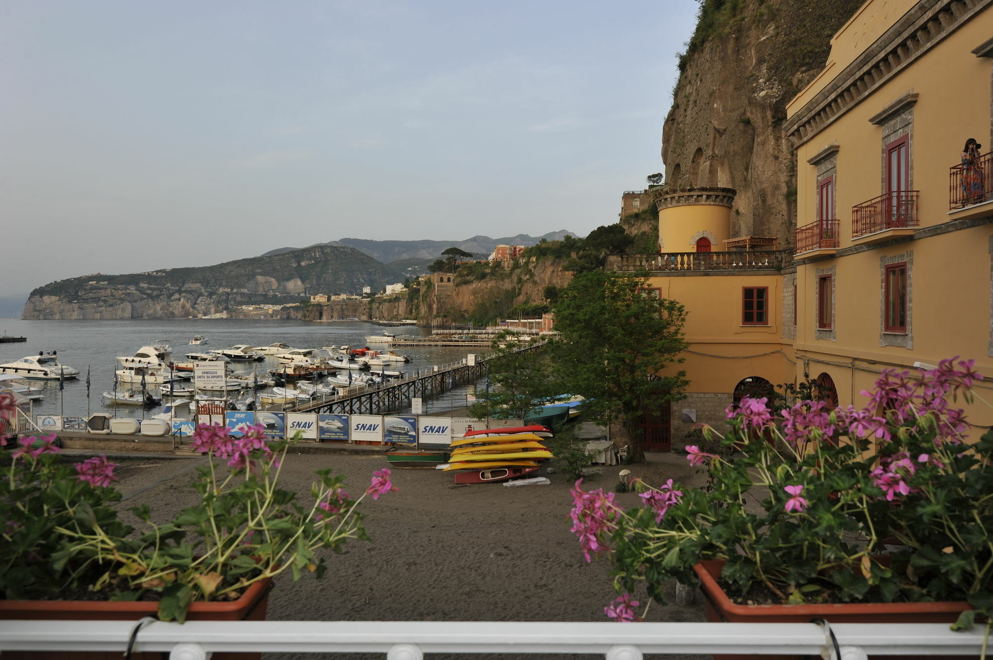Surriento Suites Sorrento Exterior photo